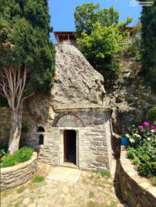 Screenshot 2025-09-22 at 22-23-17 (20 ) Φίλοι του Αγίου Όρους_Agion Oros - Mount Athos Το Σπήλαιο του Οσίου Σίμωνος του Μυροβλύτου Κτίτορα της Ι Facebook